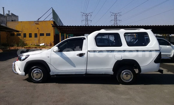 Acheter Occasion Voiture Toyota Hilux Blanc à Butha–Buthe, Thaba-Tseka Acheter Occasion Voiture Toyota Hilux Blanc à Butha–Buthe, Thaba-Tseka