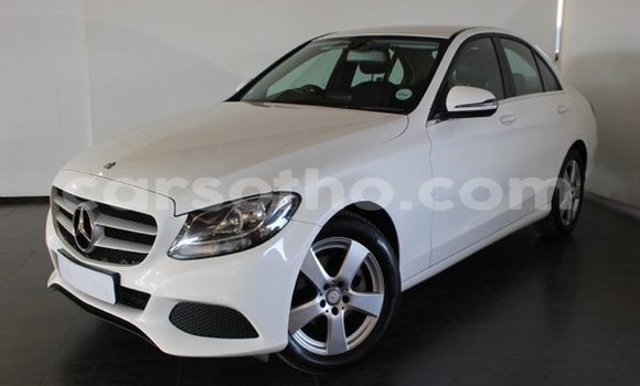 اشتري مستعمل Mercedes-Benz CLK-klasse AMG White سيارة في Hlotse في Leribe اشتري مستعمل Mercedes-Benz CLK-klasse AMG White سيارة في Hlotse في Leribe