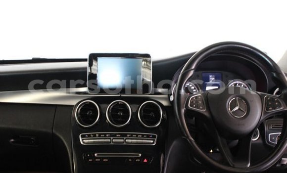 اشتري مستعمل Mercedes-Benz CLK-klasse AMG White سيارة في Hlotse في Leribe اشتري مستعمل Mercedes-Benz CLK-klasse AMG White سيارة في Hlotse في Leribe