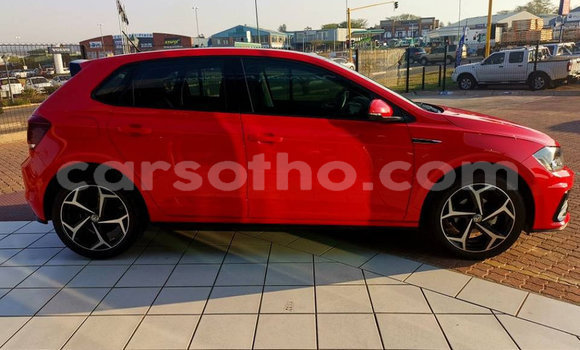 اشتري مستعمل Volkswagen Polo Red سيارة في Butha Buthe في Butha-Buthe اشتري مستعمل Volkswagen Polo Red سيارة في Butha Buthe في Butha-Buthe