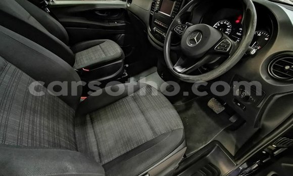 اشتري مستعمل Mercedes-Benz Vito Blue سيارة في Maputsoa في Leribe اشتري مستعمل Mercedes-Benz Vito Blue سيارة في Maputsoa في Leribe