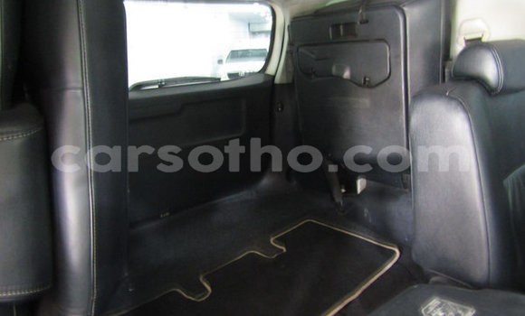 Acheter Occasion Voiture Toyota Fortuner Blanc à Maseru, Maseru Acheter Occasion Voiture Toyota Fortuner Blanc à Maseru, Maseru