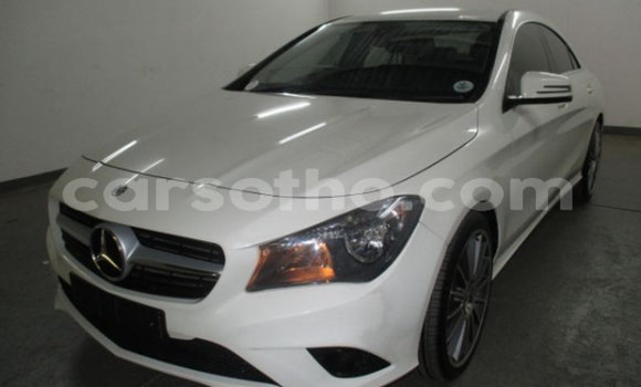 اشتري مستعمل Mercedes-Benz CLK-klasse AMG White سيارة في Maputsoa في Leribe اشتري مستعمل Mercedes-Benz CLK-klasse AMG White سيارة في Maputsoa في Leribe