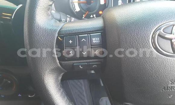 Acheter Occasion Voiture Toyota Hilux Blanc à Maputsoa, Leribe Acheter Occasion Voiture Toyota Hilux Blanc à Maputsoa, Leribe