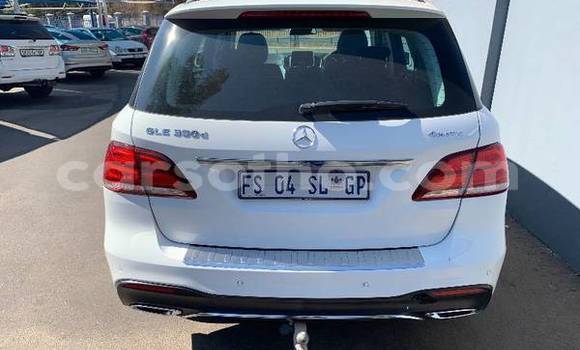 اشتري مستعمل Mercedes-Benz AMG GLC Coupe White سيارة في Maseru في Maseru اشتري مستعمل Mercedes-Benz AMG GLC Coupe White سيارة في Maseru في Maseru