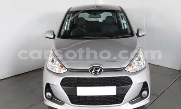 Acheter Occasion Voiture Hyundai i10 Gris à Maputsoe, Leribe Acheter Occasion Voiture Hyundai i10 Gris à Maputsoe, Leribe