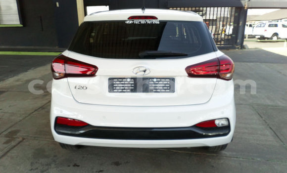 اشتري مستعمل Hyundai i20 White سيارة في Hlotse في Leribe اشتري مستعمل Hyundai i20 White سيارة في Hlotse في Leribe