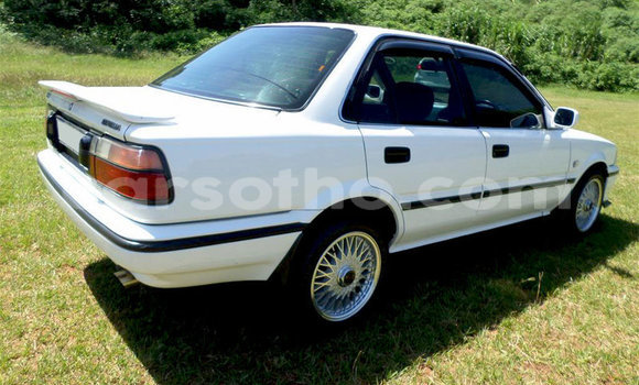 اشتري مستعمل Toyota Corolla White سيارة في Maseru في Maseru اشتري مستعمل Toyota Corolla White سيارة في Maseru في Maseru
