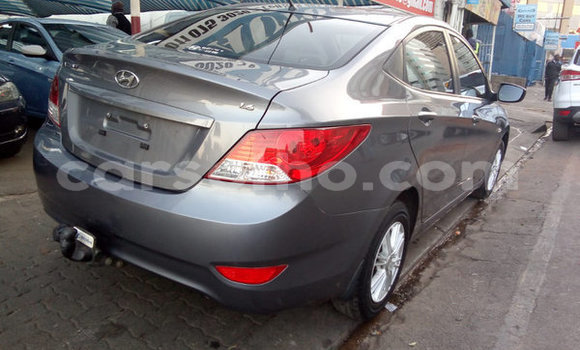 Acheter Occasion Voiture Hyundai Accent Gris à Maputsoa, Leribe Acheter Occasion Voiture Hyundai Accent Gris à Maputsoa, Leribe