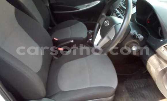 Acheter Occasion Voiture Hyundai Accent Gris à Maputsoa, Leribe Acheter Occasion Voiture Hyundai Accent Gris à Maputsoa, Leribe