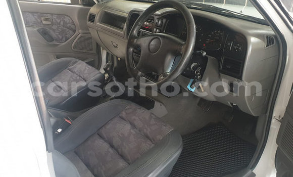اشتري مستعمل Isuzu KB White سيارة في Maputsoa في Leribe اشتري مستعمل Isuzu KB White سيارة في Maputsoa في Leribe