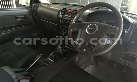 اشتري مستعمل Isuzu KB Silver سيارة في Maputsoa في Leribe اشتري مستعمل Isuzu KB Silver سيارة في Maputsoa في Leribe