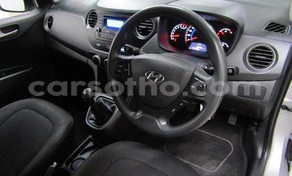 Sayi Na hannu Hyundai i10 Silver Mota in Maseru a Maseru Sayi Na hannu Hyundai i10 Silver Mota in Maseru a Maseru