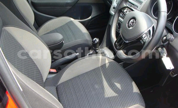 Sayi Na hannu Volkswagen Polo White Mota in Maseru a Maseru Sayi Na hannu Volkswagen Polo White Mota in Maseru a Maseru