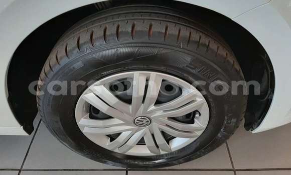 Sayi Na hannu Volkswagen Polo White Mota in Maseru a Maseru Sayi Na hannu Volkswagen Polo White Mota in Maseru a Maseru