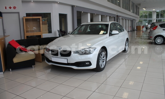 Acheter Occasion Voiture BMW 3–Series Blanc à Maputsoa, Leribe Acheter Occasion Voiture BMW 3–Series Blanc à Maputsoa, Leribe