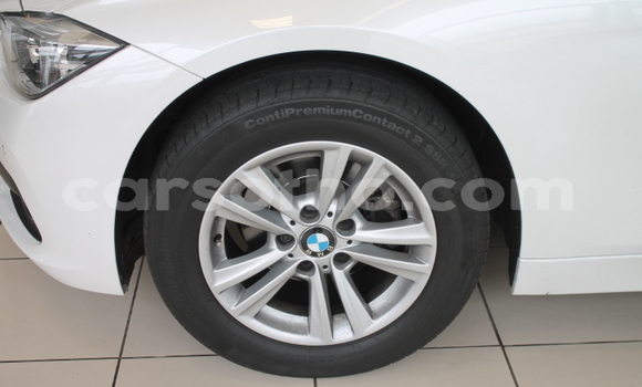 Acheter Occasion Voiture BMW 3–Series Blanc à Maputsoa, Leribe Acheter Occasion Voiture BMW 3–Series Blanc à Maputsoa, Leribe