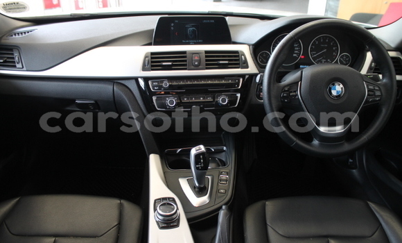 Acheter Occasion Voiture BMW 3–Series Blanc à Maputsoa, Leribe Acheter Occasion Voiture BMW 3–Series Blanc à Maputsoa, Leribe