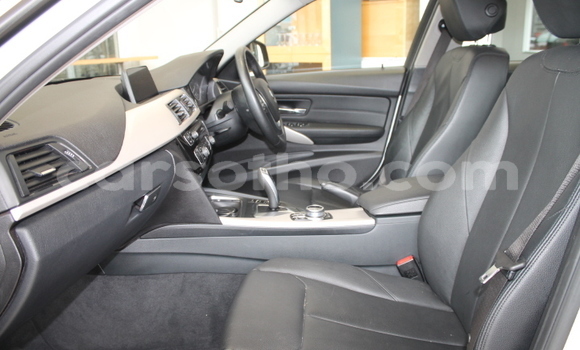 Acheter Occasion Voiture BMW 3–Series Blanc à Maputsoa, Leribe Acheter Occasion Voiture BMW 3–Series Blanc à Maputsoa, Leribe
