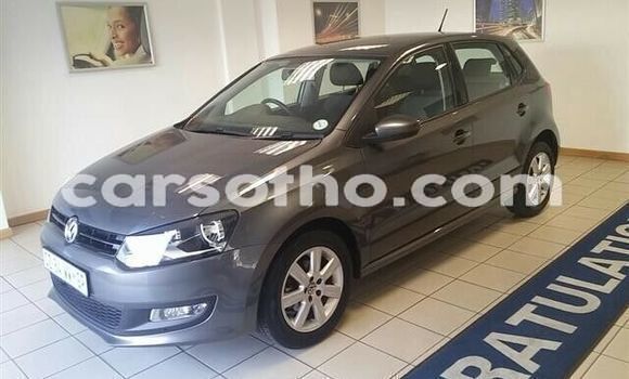Sayi Na hannu Volkswagen Polo Silver Mota in Maseru a Maseru Sayi Na hannu Volkswagen Polo Silver Mota in Maseru a Maseru