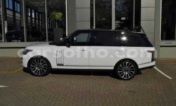 Buy Used Land Rover Range Rover White Car in Maseru in Maseru Buy Used Land Rover Range Rover White Car in Maseru in Maseru