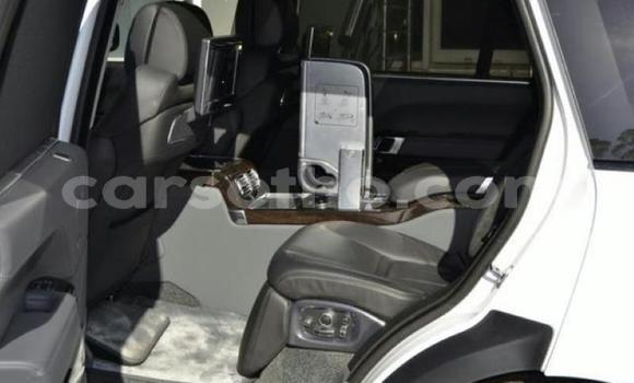 Buy Used Land Rover Range Rover White Car in Maseru in Maseru Buy Used Land Rover Range Rover White Car in Maseru in Maseru
