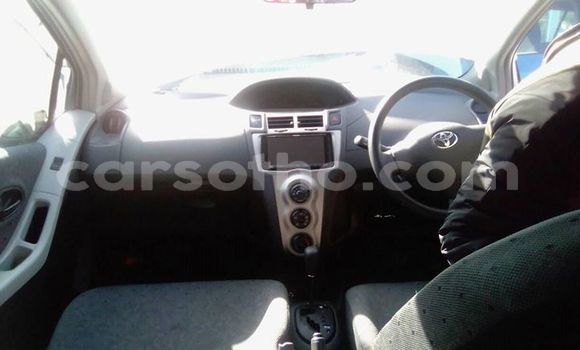 Acheter Occasion Voiture Toyota Vitz Gris à Maseru, Maseru Acheter Occasion Voiture Toyota Vitz Gris à Maseru, Maseru
