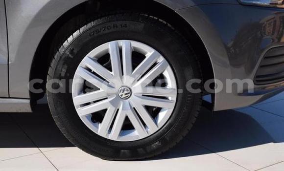 Acheter Occasion Voiture Volkswagen Polo Gris à Butha–Buthe, Thaba-Tseka Acheter Occasion Voiture Volkswagen Polo Gris à Butha–Buthe, Thaba-Tseka
