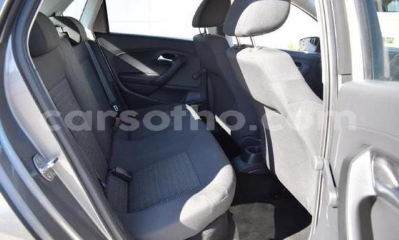 Acheter Occasion Voiture Volkswagen Polo Gris à Butha–Buthe, Thaba-Tseka Acheter Occasion Voiture Volkswagen Polo Gris à Butha–Buthe, Thaba-Tseka