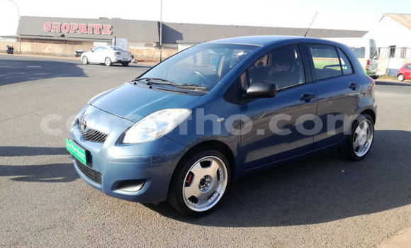 Buy Used Toyota Yaris Blue Car in Mafeteng in Mafeteng Buy Used Toyota Yaris Blue Car in Mafeteng in Mafeteng