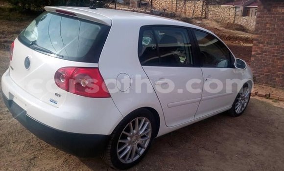 اشتري مستعمل Volkswagen Golf White سيارة في Maseru في Maseru اشتري مستعمل Volkswagen Golf White سيارة في Maseru في Maseru