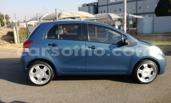Buy Used Toyota Yaris Blue Car in Mafeteng in Mafeteng Buy Used Toyota Yaris Blue Car in Mafeteng in Mafeteng