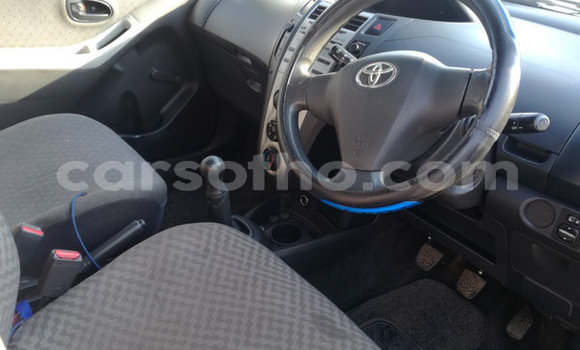 Buy Used Toyota Yaris Blue Car in Mafeteng in Mafeteng Buy Used Toyota Yaris Blue Car in Mafeteng in Mafeteng