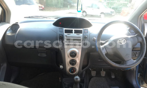 Buy Used Toyota Yaris Blue Car in Mafeteng in Mafeteng Buy Used Toyota Yaris Blue Car in Mafeteng in Mafeteng
