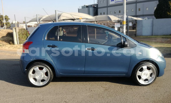 Buy Used Toyota Yaris Blue Car in Mafeteng in Mafeteng Buy Used Toyota Yaris Blue Car in Mafeteng in Mafeteng