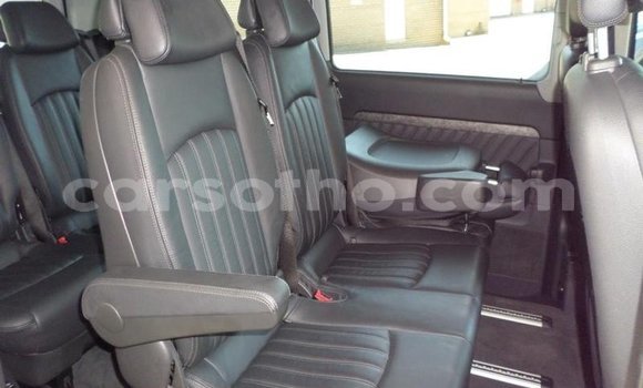 Acheter Occasion Voiture Mercedes-Benz Viano Blanc à Hlotse, Leribe Acheter Occasion Voiture Mercedes-Benz Viano Blanc à Hlotse, Leribe