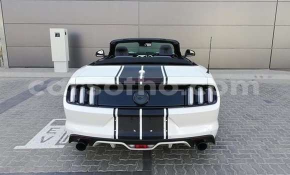 Acheter Occasion Voiture Ford Mustang Blanc à Hlotse, Leribe Acheter Occasion Voiture Ford Mustang Blanc à Hlotse, Leribe