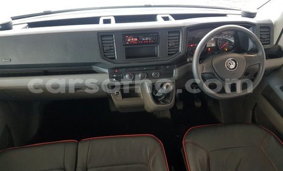 اشتري مستعمل Volkswagen Transporter White سيارة في Hlotse في Leribe اشتري مستعمل Volkswagen Transporter White سيارة في Hlotse في Leribe