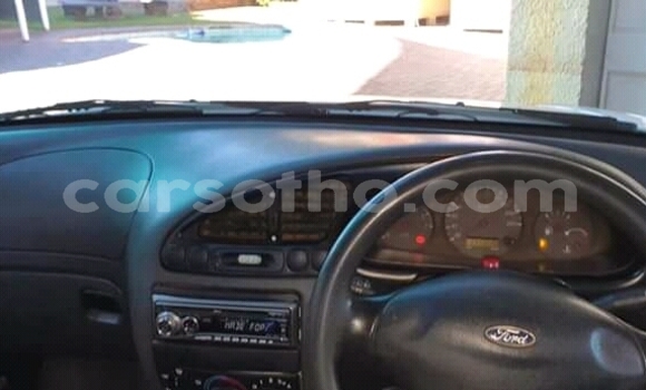 Acheter Occasion Voiture Ford Pickup Blanc à Hlotse, Leribe Acheter Occasion Voiture Ford Pickup Blanc à Hlotse, Leribe