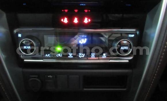 Acheter Occasion Voiture Toyota Fortuner Blanc à Maseru, Maseru Acheter Occasion Voiture Toyota Fortuner Blanc à Maseru, Maseru