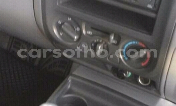 Acheter Occasion Voiture Isuzu KB Blanc à Quthing, Butha-Buthe Acheter Occasion Voiture Isuzu KB Blanc à Quthing, Butha-Buthe