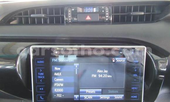 Sayi Na hannu Toyota Hilux White Mota in Butha Buthe a Butha-Buthe Sayi Na hannu Toyota Hilux White Mota in Butha Buthe a Butha-Buthe