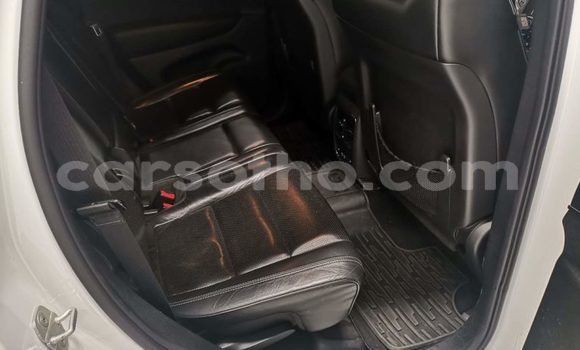Buy Used Jeep Grand Cherokee White Car in Butha Buthe in Butha-Buthe Buy Used Jeep Grand Cherokee White Car in Butha Buthe in Butha-Buthe