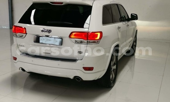 Buy Used Jeep Grand Cherokee White Car in Butha Buthe in Butha-Buthe Buy Used Jeep Grand Cherokee White Car in Butha Buthe in Butha-Buthe