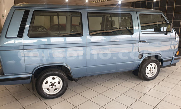 اشتري مستعمل Volkswagen Caravelle Blue سيارة في Hlotse في Leribe اشتري مستعمل Volkswagen Caravelle Blue سيارة في Hlotse في Leribe