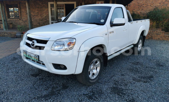 اشتري مستعمل Mazda BT-50 White سيارة في Hlotse في Leribe اشتري مستعمل Mazda BT-50 White سيارة في Hlotse في Leribe