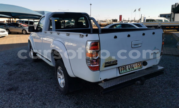 اشتري مستعمل Mazda BT-50 White سيارة في Hlotse في Leribe اشتري مستعمل Mazda BT-50 White سيارة في Hlotse في Leribe