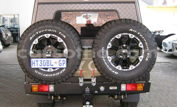 Sayi Na hannu Toyota Land Cruiser Brown Mota in Mohale's Hoek a Mohale's Hoek Sayi Na hannu Toyota Land Cruiser Brown Mota in Mohale's Hoek a Mohale's Hoek