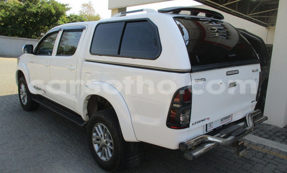 اشتري مستعمل Toyota Hilux White سيارة في Butha Buthe في Butha-Buthe اشتري مستعمل Toyota Hilux White سيارة في Butha Buthe في Butha-Buthe