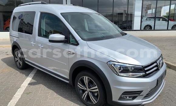 Buy Used Volkswagen Caddy Silver Car in Maputsoe in Leribe Buy Used Volkswagen Caddy Silver Car in Maputsoe in Leribe